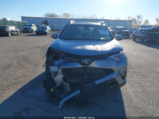 46373203 :رقم المزاد ، JTMRFREV7JD227937 vin ، 2018 Toyota Rav4 Xle مزاد بيع