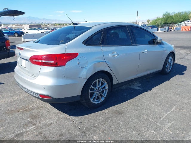 Ford FOCUS SE 2016 1FADP3F25GL241994 Image 4