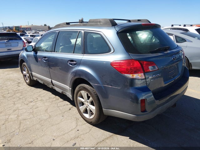 Subaru Outback 2.5i 2014 4S4BRBAC5E3203826 Image 3