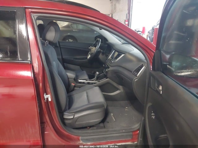 Продажа на аукционе авто 2018 Hyundai Tucson Value, vin: KM8J33A23JU792437, номер лота: 46373542