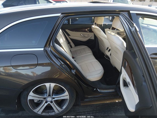 WDDZH6GB9HA164675 Mercedes-Benz E 400 4matic