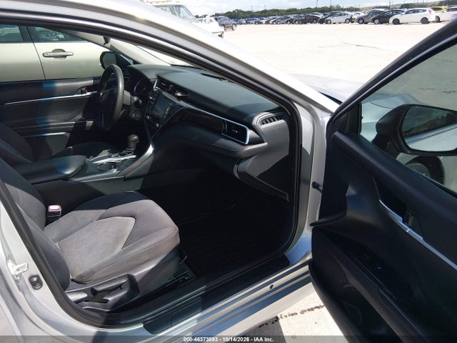 Продажа на аукционе авто 2018 Toyota Camry Le, vin: 4T1B11HK0JU074283, номер лота: 46373893