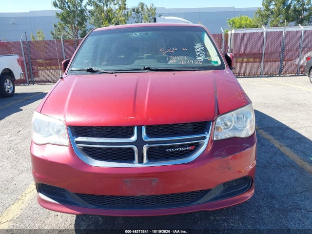 2015 Dodge Grand Caravan Sxt მანქანა იყიდება აუქციონზე, vin: 2C4RDGCGXFR631415, აუქციონის ნომერი: 46373941