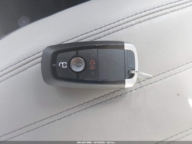 NM0GE9G22K1407839 Ford Transit Connect Titanium