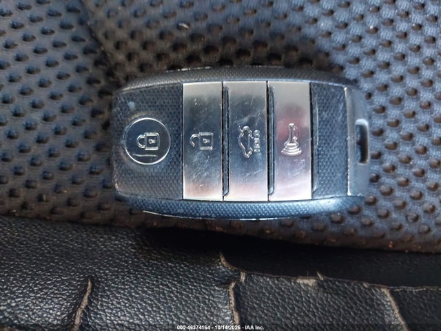 2019 Kia Optima S მანქანა იყიდება აუქციონზე, vin: 5XXGT4L39KG288931, აუქციონის ნომერი: 46374164