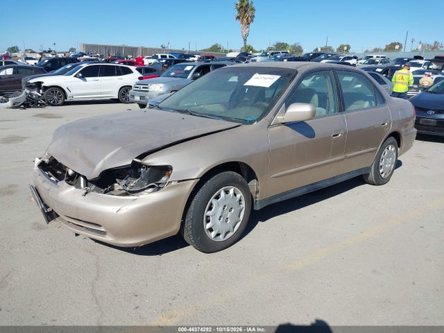 Aukcja sprzedaży 2001 Honda Accord 2.3 Lx, vin: 1HGCG66511A140182, numer aukcji: 46374292