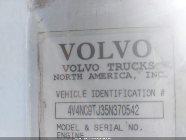2005 Volvo Vn Vnl მანქანა იყიდება აუქციონზე, vin: 4V4NC9TJ35N370542, აუქციონის ნომერი: 46374297