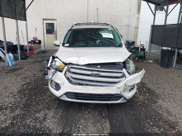 Продажа на аукционе авто 2017 Ford Escape Titanium, vin: 1FMCU9J97HUB34801, номер лота: 46374367