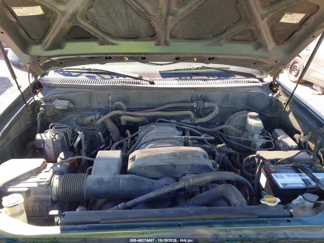46374467 :رقم المزاد ، 5TDZT38AX1S043160 vin ، 2001 Toyota Sequoia Limited V8 مزاد بيع