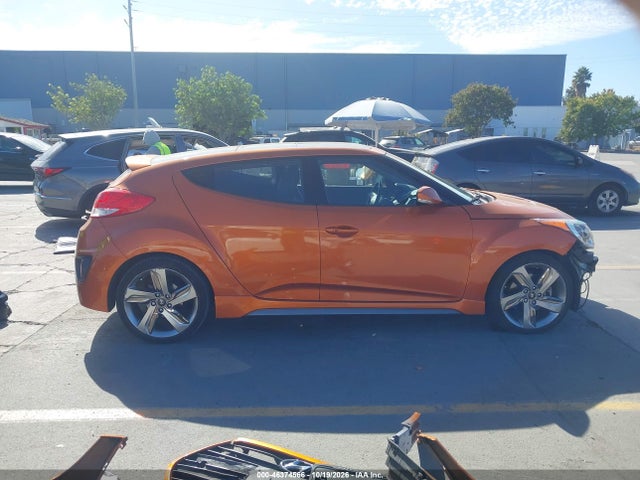 46374566 :رقم المزاد ، KMHTC6AE2DU117624 vin ، 2013 Hyundai Veloster Turbo W/black مزاد بيع