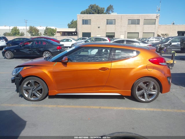 46374566 :رقم المزاد ، KMHTC6AE2DU117624 vin ، 2013 Hyundai Veloster Turbo W/black مزاد بيع