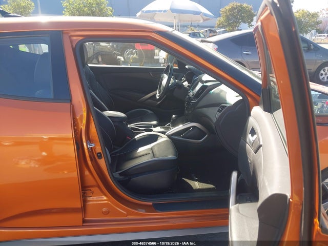 46374566 :رقم المزاد ، KMHTC6AE2DU117624 vin ، 2013 Hyundai Veloster Turbo W/black مزاد بيع