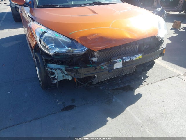 46374566 :رقم المزاد ، KMHTC6AE2DU117624 vin ، 2013 Hyundai Veloster Turbo W/black مزاد بيع