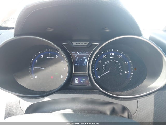 46374566 :رقم المزاد ، KMHTC6AE2DU117624 vin ، 2013 Hyundai Veloster Turbo W/black مزاد بيع