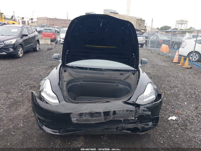 46374850 :رقم المزاد ، 5YJ3E1EA9JF171256 vin ، 2018 Tesla Model 3 Long Range/mid Range مزاد بيع