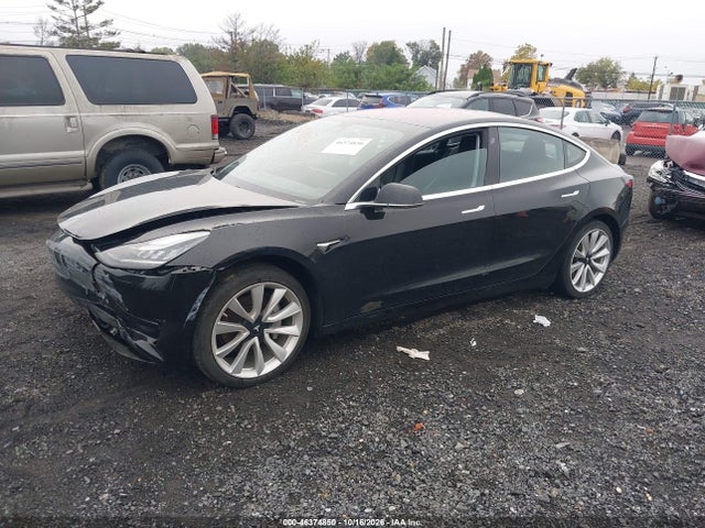 46374850 :رقم المزاد ، 5YJ3E1EA9JF171256 vin ، 2018 Tesla Model 3 Long Range/mid Range مزاد بيع