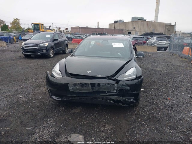 46374850 :رقم المزاد ، 5YJ3E1EA9JF171256 vin ، 2018 Tesla Model 3 Long Range/mid Range مزاد بيع