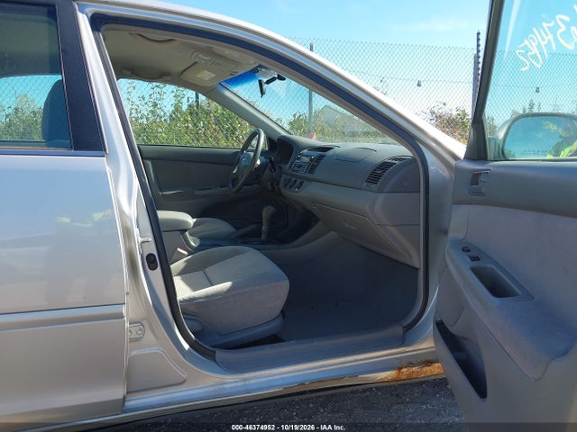 46374952 :رقم المزاد ، 4T1BE32K23U728616 vin ، 2003 Toyota Camry Le مزاد بيع