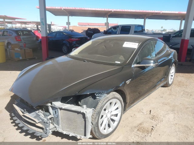 Tesla MODEL S 2016 5YJSA1E10GF129994 Image 2