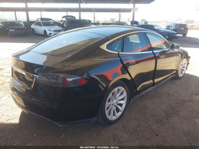 Tesla MODEL S 2016 5YJSA1E10GF129994 Image 4
