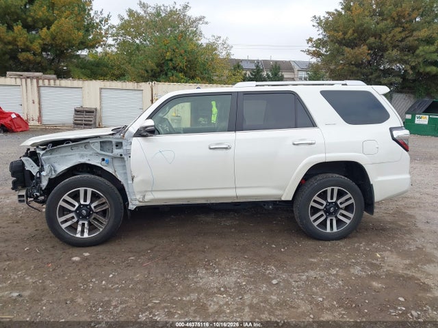 Продаж на аукціоні авто 2023 Toyota 4runner Limited, vin: JTEKU5JR4P6187849, номер лоту: 46375116