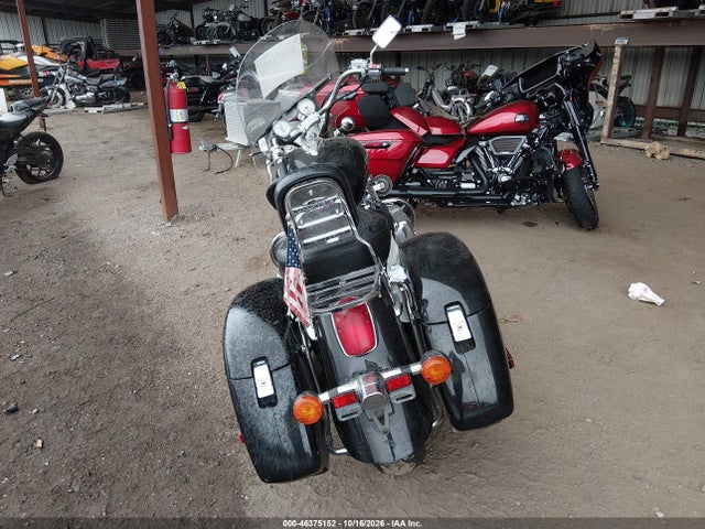 46375152 :رقم المزاد ، 1HFSC3436XA200624 vin ، 1999 Honda Gl1500 Ct مزاد بيع