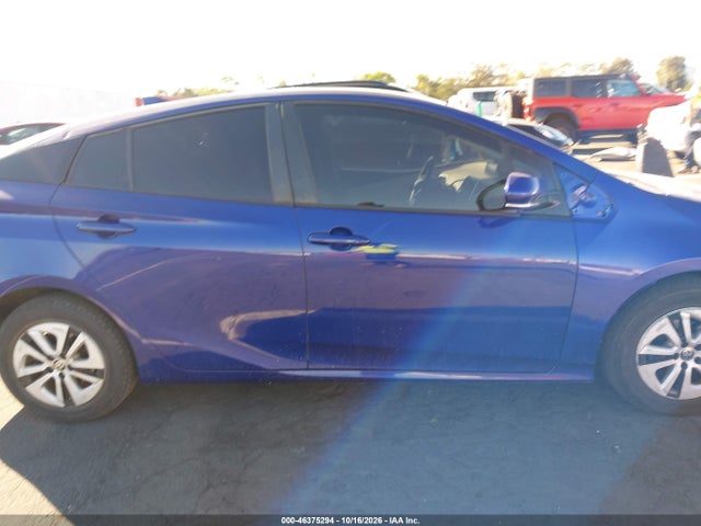 2017 Toyota Prius Three მანქანა იყიდება აუქციონზე, vin: JTDKARFU8H3538573, აუქციონის ნომერი: 46375294