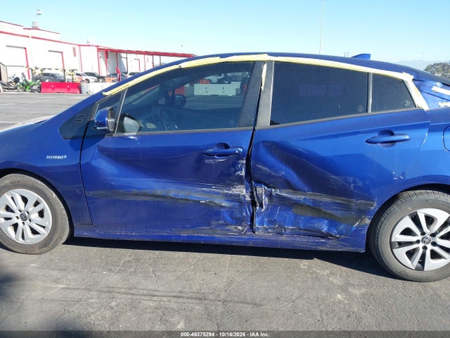 2017 Toyota Prius Three მანქანა იყიდება აუქციონზე, vin: JTDKARFU8H3538573, აუქციონის ნომერი: 46375294