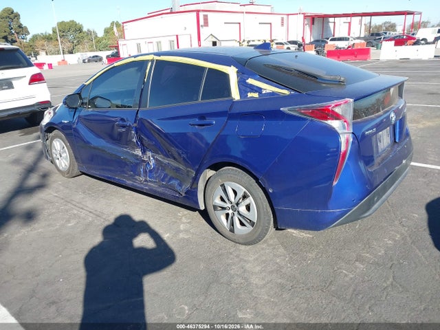 2017 Toyota Prius Three მანქანა იყიდება აუქციონზე, vin: JTDKARFU8H3538573, აუქციონის ნომერი: 46375294