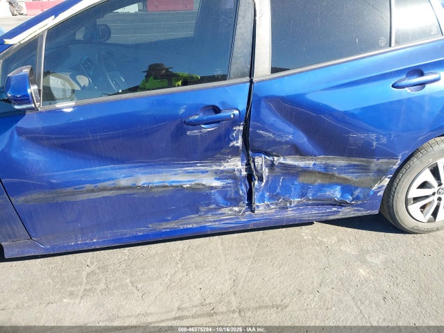 2017 Toyota Prius Three მანქანა იყიდება აუქციონზე, vin: JTDKARFU8H3538573, აუქციონის ნომერი: 46375294