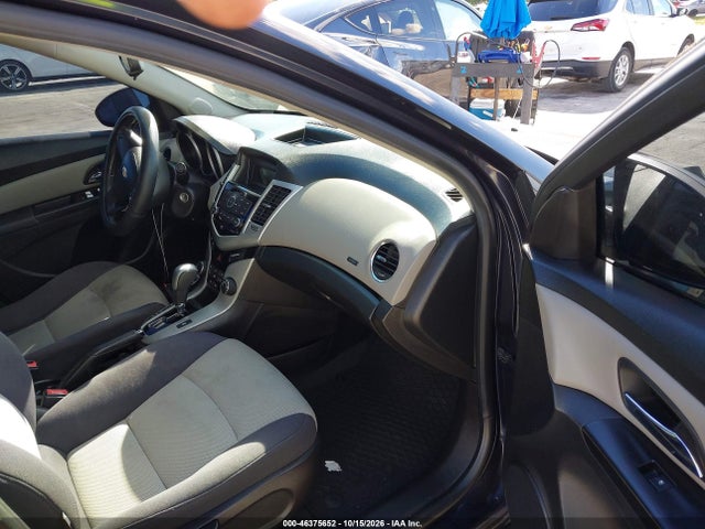 46375652 :رقم المزاد ، 1G1PA5SG0E7228686 vin ، 2014 Chevrolet Cruze Ls Auto مزاد بيع
