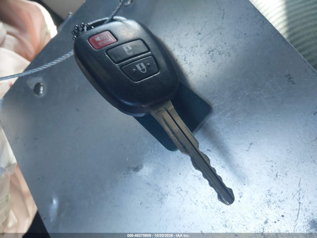 2T3ZFREV7HW374241 Toyota RAV4 LE