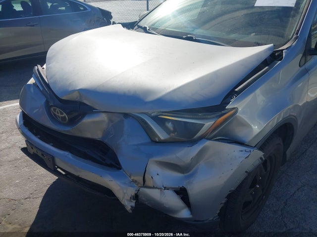 2T3ZFREV7HW374241 Toyota RAV4 LE