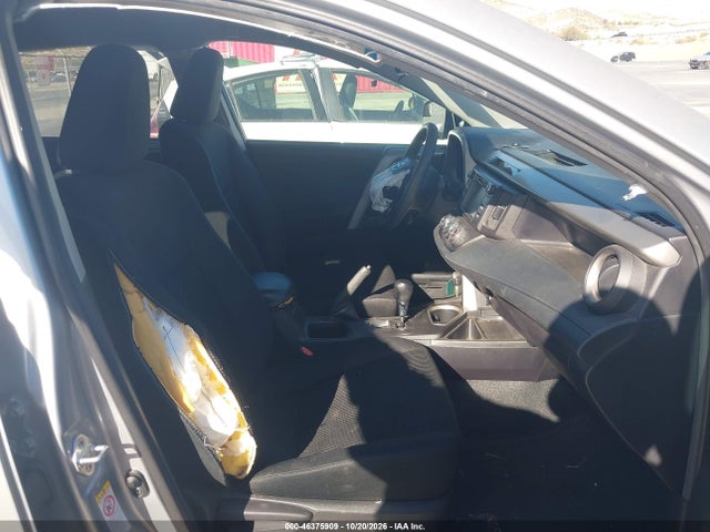 2T3ZFREV7HW374241 Toyota RAV4 LE