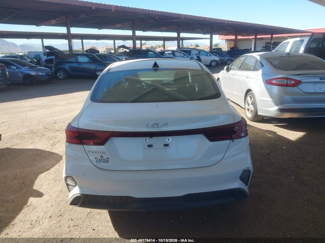 KIA Forte Lxs 2022 3KPF24AD1NE482019 Image 16