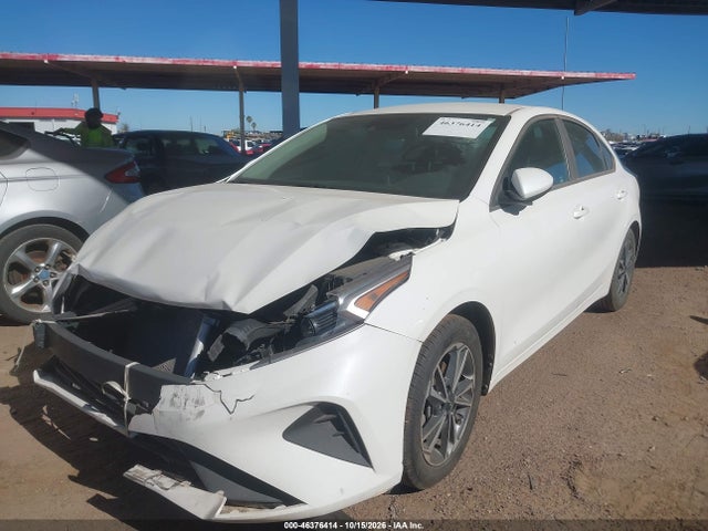 KIA Forte Lxs 2022 3KPF24AD1NE482019 Image 2