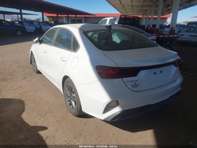 KIA Forte Lxs 2022 3KPF24AD1NE482019 Image 3