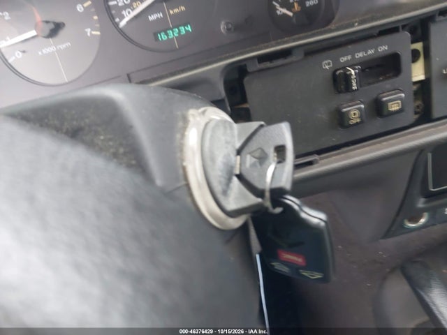 1998 Jeep Grand Cherokee Laredo მანქანა იყიდება აუქციონზე, vin: 1J4GZ58S0WC314921, აუქციონის ნომერი: 46376429