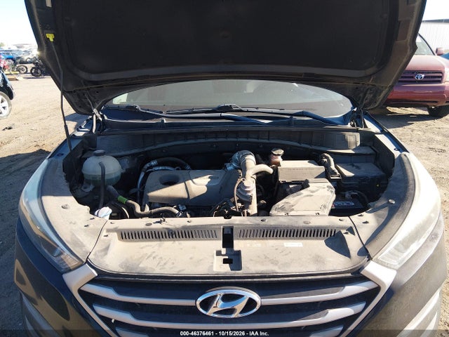 46376461 :رقم المزاد ، KM8J33A22HU570546 vin ، 2017 Hyundai Tucson Value مزاد بيع