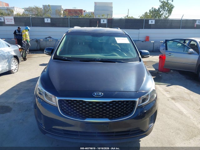 KIA SEDONA LX 2016 KNDMB5C1XG6114317 Image 6