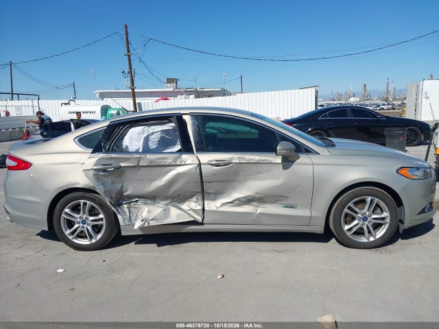 Продаж на аукціоні авто 2016 Ford Fusion Energi Titanium, vin: 3FA6P0SU9GR134561, номер лоту: 46376720