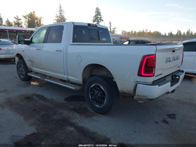 3C6UR5FL4TG274279 RAM 2500 Laramie 4x4 6&#039;4 Box