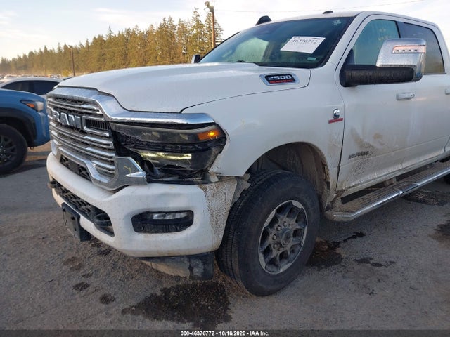 3C6UR5FL4TG274279 RAM 2500 Laramie 4x4 6&#039;4 Box
