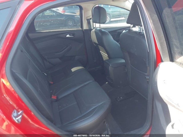 Ford FOCUS SE 2016 1FADP3K22GL340505 Image 8