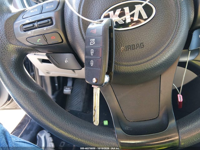 Продажа на аукционе авто 2015 Kia Optima Lx, vin: 5XXGM4A70FG477346, номер лота: 46376859