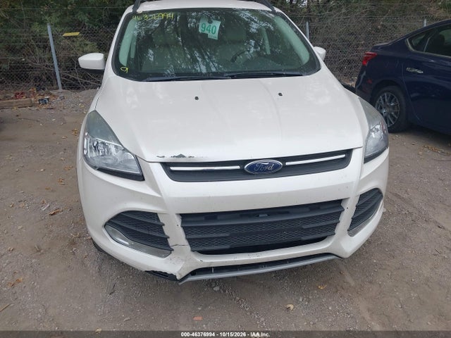 46376994 :رقم المزاد ، 1FMCU9GX2GUC11014 vin ، 2016 Ford Escape Se مزاد بيع