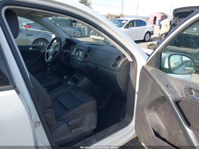 WVGBV7AX9GW533644 Volkswagen TIGUAN S