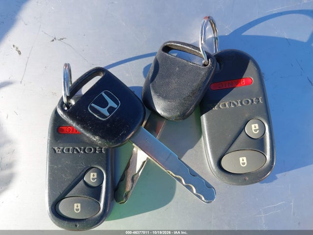 46377011 :رقم المزاد ، 2HGES15533H596412 vin ، 2003 Honda Civic Lx مزاد بيع