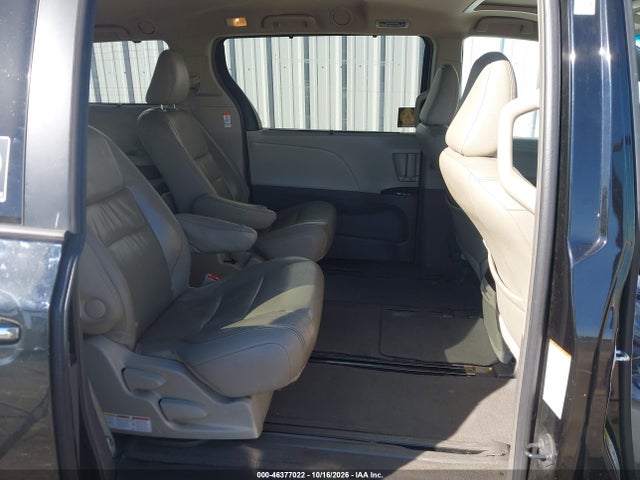 Toyota Sienna Xle 7 Passenger 2015 5TDDK3DC4FS101212 Image 8