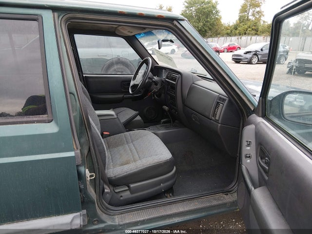 Продажа на аукционе авто 1999 Jeep Cherokee Classic/sport, vin: 1J4FF68S2XL595888, номер лота: 46377027